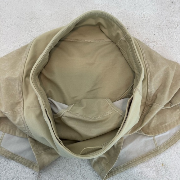 Lululemon Speed Up Mid-Rise Short 4"
Gravel Dust Dew Green Multi / Dew Green 2 - Picture 5 of 9